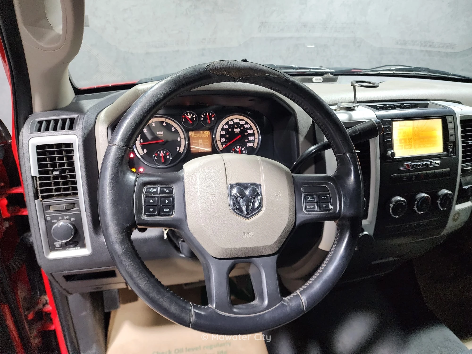 Dodge Ram 1500 2012 — Mawater City