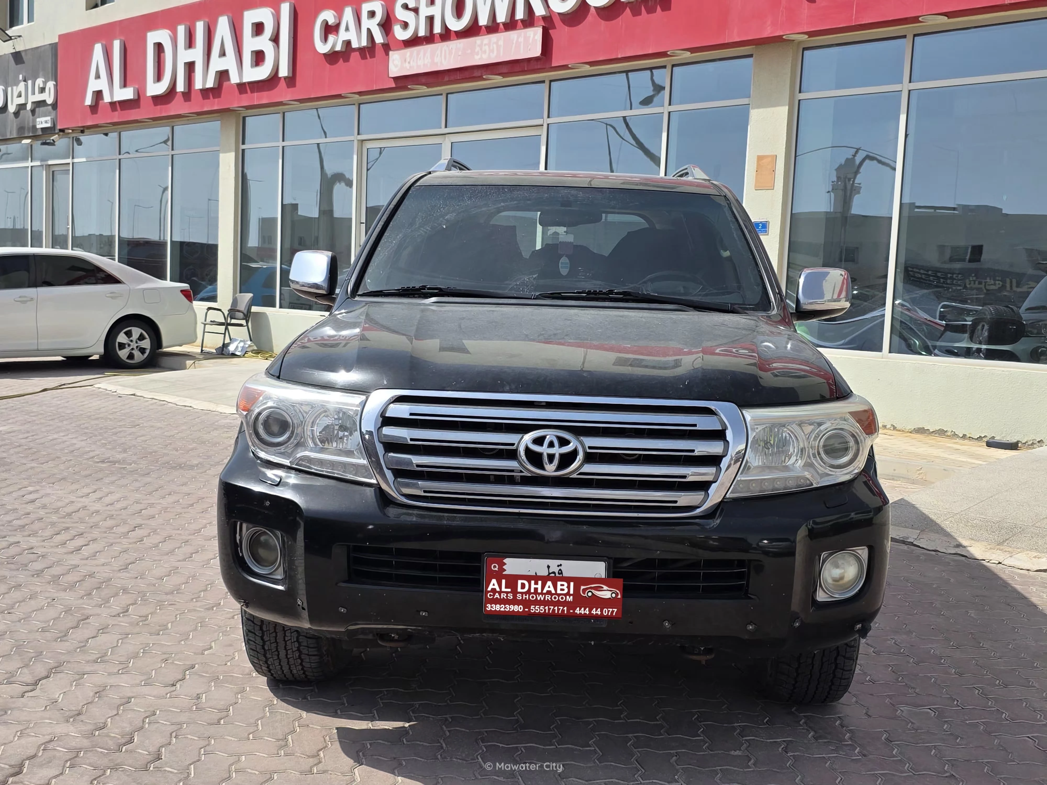 Toyota Land Cruiser GXR 2011 — Mawater City