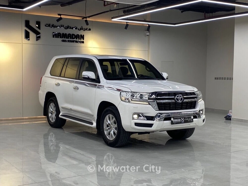 Toyota Land Cruiser GXR 2019 — Mawater City