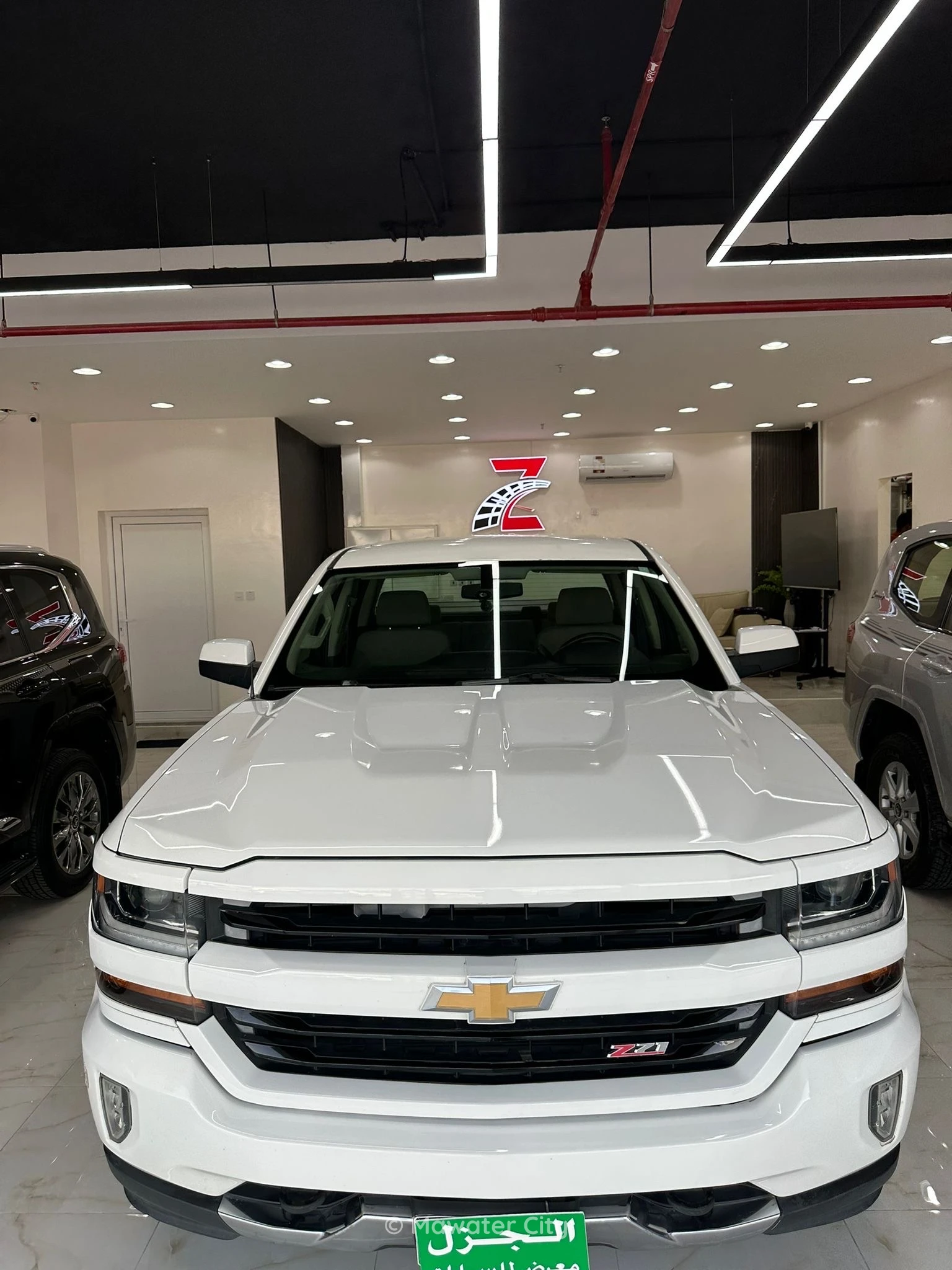 Chevrolet Silverado 2017 — Mawater City