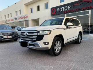 Toyota Land Cruiser GXR 2023 — Mawater City