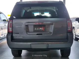 GMC Yukon 2018 — Mawater City