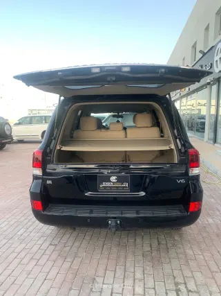 Toyota Land Cruiser GX 2020 — Mawater City