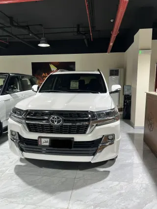 Toyota Land Cruiser GXR 2020 — Mawater City