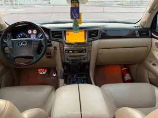 Lexus LX 2011 — Mawater City