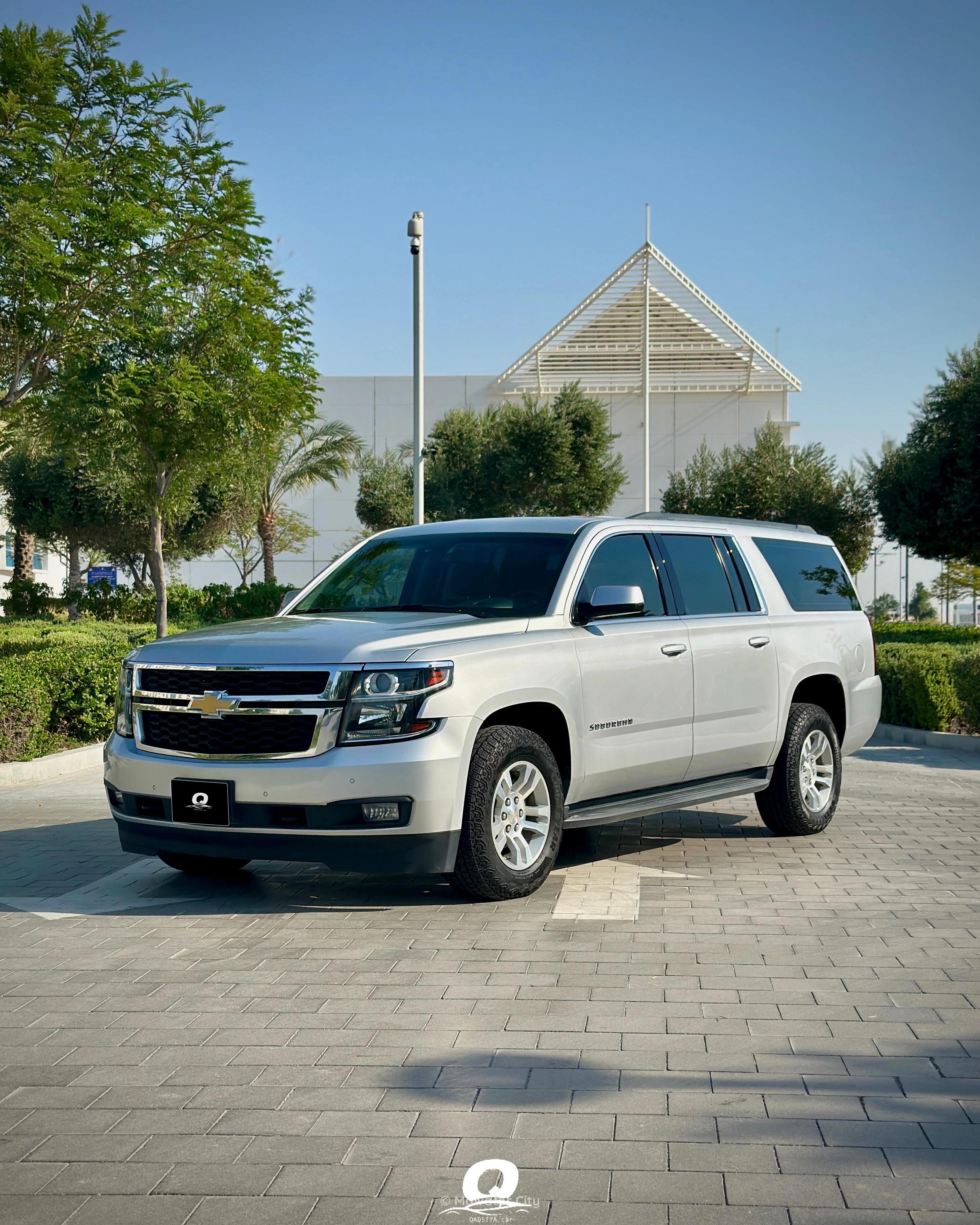 Chevrolet Suburban 2018 — Mawater City