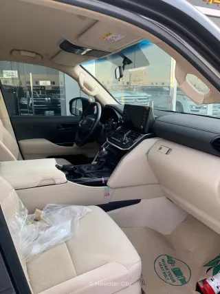 Toyota Land Cruiser GX 2024 — Mawater City