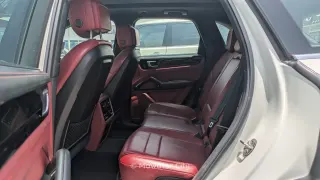 Porsche Cayenne 2019 — Mawater City