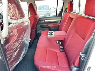 Toyota Hilux 2025 — Mawater City