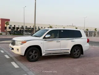 Toyota Land Cruiser VXR 2014 — Mawater City