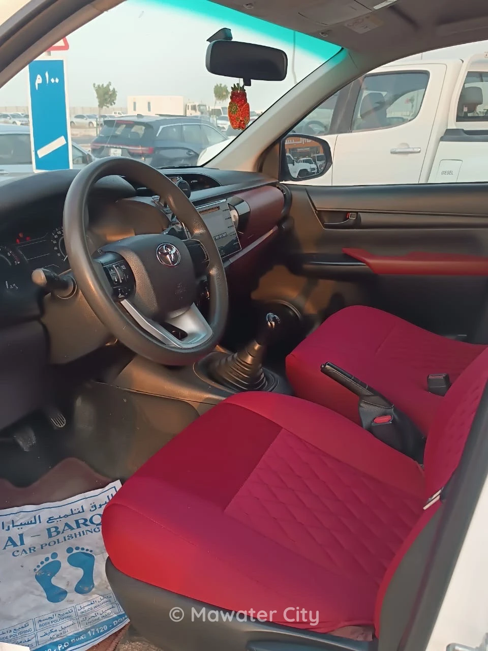 Toyota Hilux 2019 — Mawater City