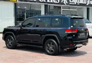 Toyota Land Cruiser GR 2023 — Mawater City