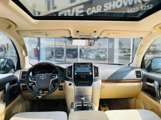 Toyota Land Cruiser VXR 2016 — Mawater City