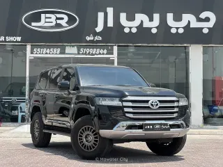 Toyota Land Cruiser GXR 2023 — Mawater City