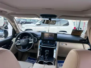 Toyota Land Cruiser GXR 2022