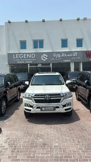 Toyota Land Cruiser GXR 2016 — Mawater City