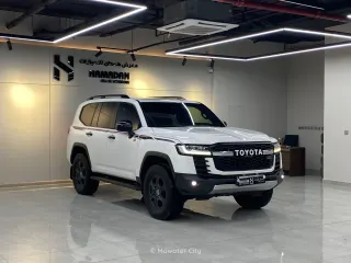 Toyota Land Cruiser GR 2023 — Mawater City