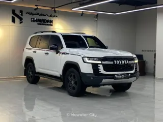 Toyota Land Cruiser GR 2023 — Mawater City