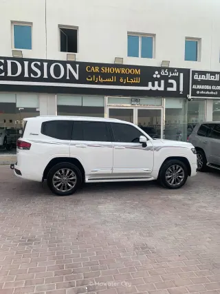 Toyota Land Cruiser GXR 2022