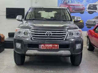 Toyota Land Cruiser VXR 2015 — Mawater City