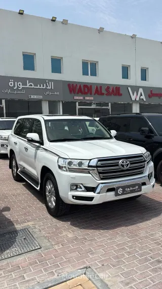 Toyota Land Cruiser GXR 2019 — Mawater City