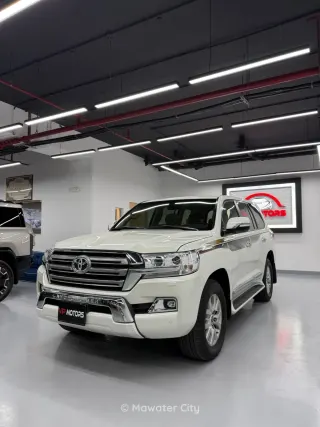 Toyota Land Cruiser GXR 2016 — Mawater City