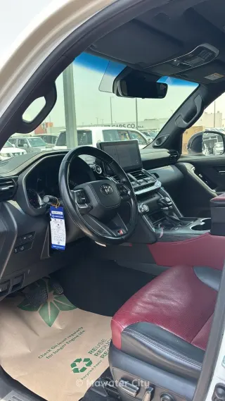 Toyota Land Cruiser GR 2022 — Mawater City