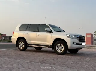 Toyota Land Cruiser GX 2021 — Mawater City