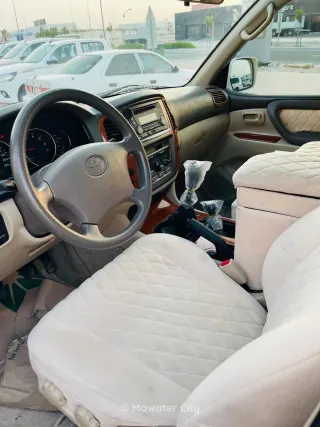Toyota Land Cruiser 2006 — Mawater City