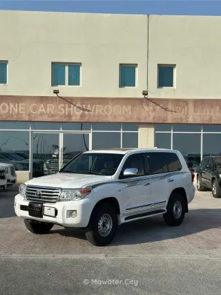 Toyota Land Cruiser VXR 2014 — Mawater City
