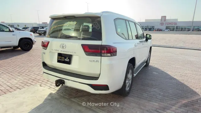 Toyota Land Cruiser 2024