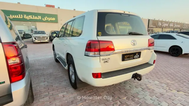 Toyota Land Cruiser 2021