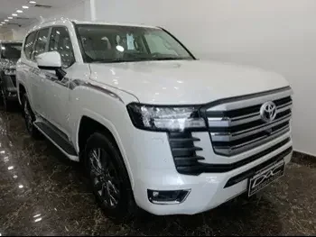 Toyota Land Cruiser GXR 2023 — QatarSale