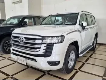 Toyota Land Cruiser GXR 2023 — QatarSale