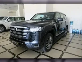 Toyota Land Cruiser GXR 2023 — QatarSale