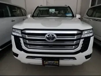 Toyota Land Cruiser GXR 2023 — QatarSale
