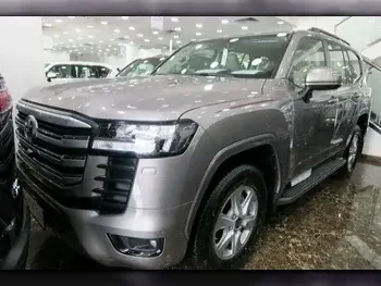 Toyota Land Cruiser GXR 2023 — QatarSale