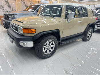 Toyota FJ Cruiser 2015 — QatarSale