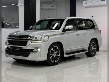 Toyota Land Cruiser VXR 2021 — QatarSale