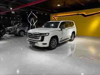 تويوتا لاند كروزر VXR 2024