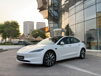 Tesla Model 3 2025 — QatarSale