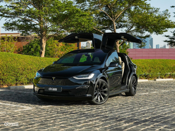 Tesla Model X 2023 — QatarSale