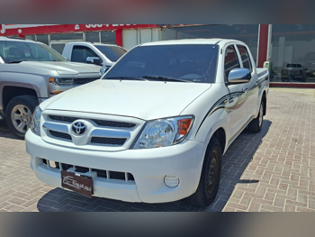Toyota Hilux 2008 — QatarSale