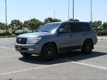 Toyota Land Cruiser GX 2010 — QatarSale