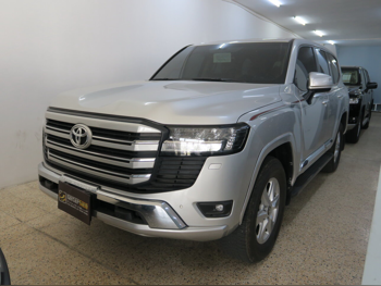 Toyota Land Cruiser GXR 2024 — QatarSale