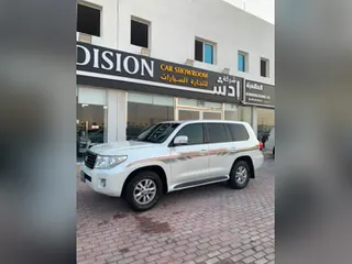 Toyota Land Cruiser GX 2013