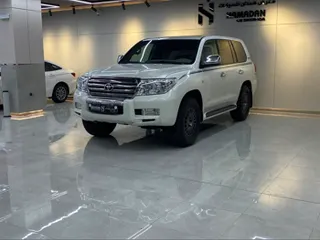 تويوتا لاند كروزر VXR 2011