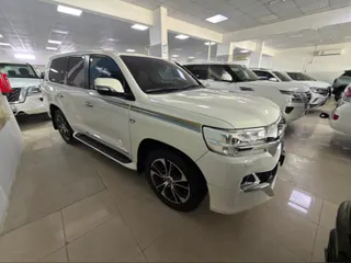 تويوتا لاند كروزر VXR 2021