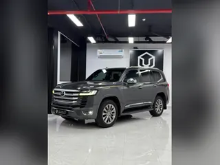 تويوتا لاند كروزر VXR 2022