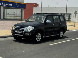 Mitsubishi Pajero 2015